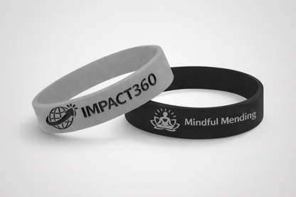 Präglade silikonarmband med färgfyllning från JM Band®