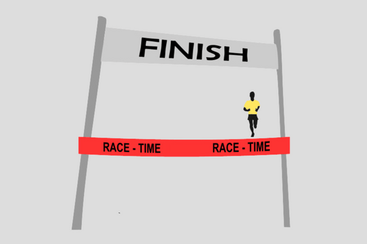 En onlinedesign av ett Invigningsband tryck Design själv mållinje med orden finish race.