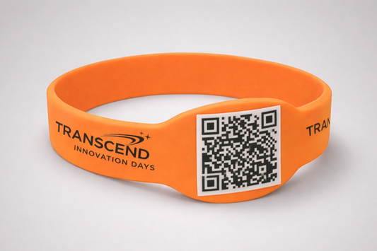 Ett foto av Silikonarmband med QR-Kod från JM Band®. Köp Silikonarmband här.
